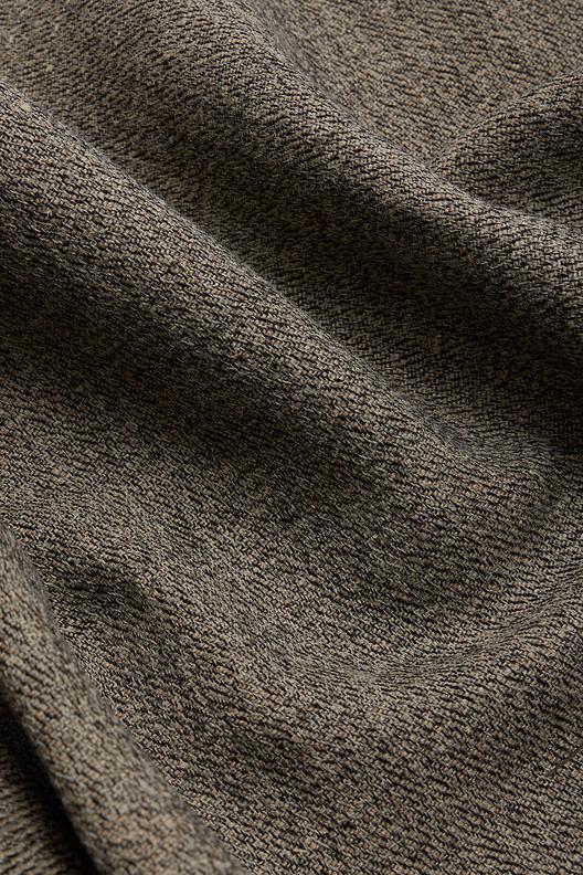 GORILLAZ20 | Twill with twisted yarns, vibrant jaspé look, warm touch 36% Virgin Wool Certified RWS.