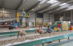 Flax-linen scutching factory