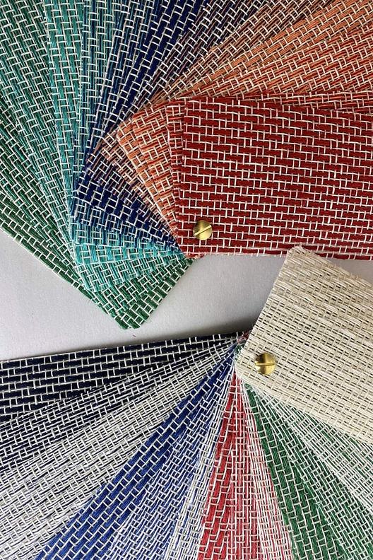 Varian® PP | 30-70% Flax PP yarn, different types of finish, either 1 side, 2 sides or none.