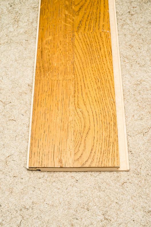 FEUTRALIN | Sous-couche 100% naturelle en fibres de lin pour l'isolation acoustique sous parquet.