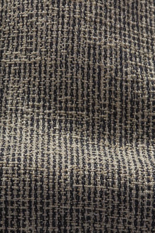 Z72001/20 | "Scratched Wall" jacquard, fake plain, vibrant look

