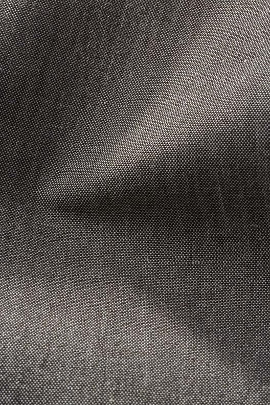 A420101/10 | Blend of crepe linen and worsted wool, changeant (shot effect), dry touch, compact, dynamic hand 

