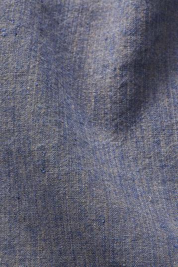 CEDRINO.D2 | fake plain weave, subtil color, dry touch, and washed out aspect, dense structure  - Masters of Flax Fibre™ on request




