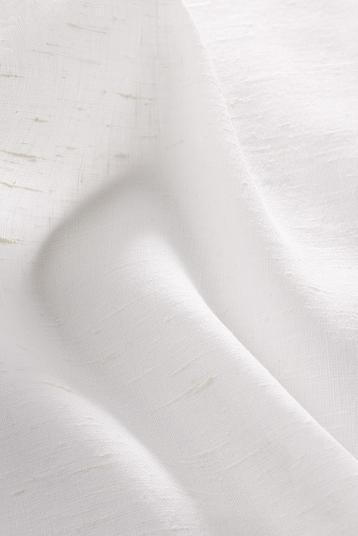 ART. 44408 | Piece dyed / Weft Stretch / Shantung effect; Solid color piece dyed weft stretch fabric with plain weave structure and shantung effect. Min. for sampling 50m/col, for production 300m/col, stock service dependng on availability.