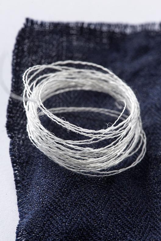 LINOX  Nm 20 | twisted yarn with steel, exists in raw natural colour and colours 