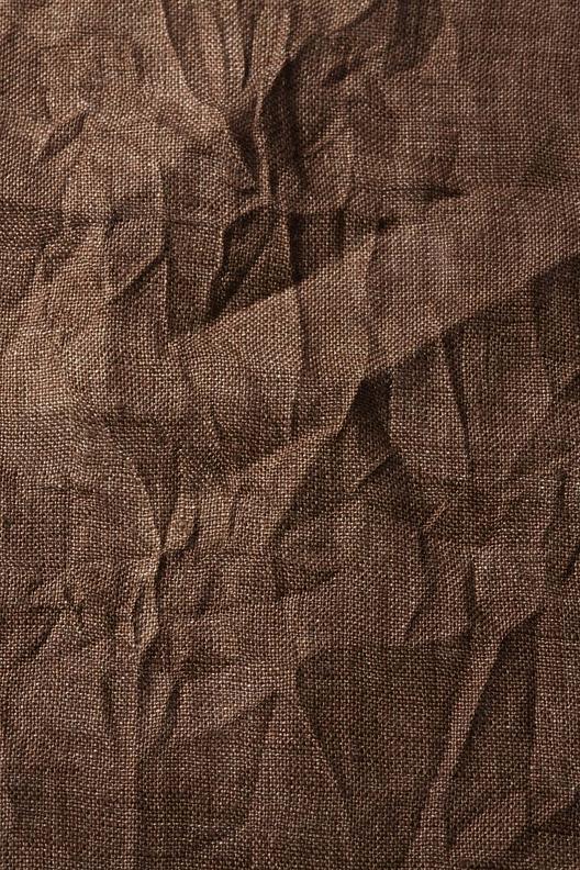 26610/DIAMOND | plain weave with heavy crinkled finishing, delavé linen, trans-seasonal. 
Stock service.
Eco friendly finishing, Greenpeace Detox charter.
Responsible production, ecofriendly finishing, water saving process, solar energy
