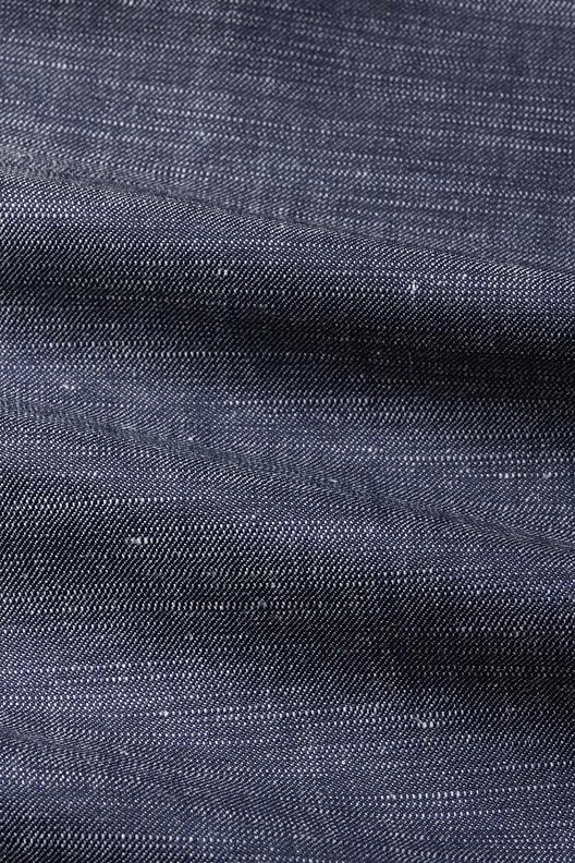 7817 | sergé teint fil look denim, flammes marquées en trame
l'usine utilise de l'électricité 100% renouvelable (y compris autoproduite avec des panneaux solaires et une centrale hydroélectrique)