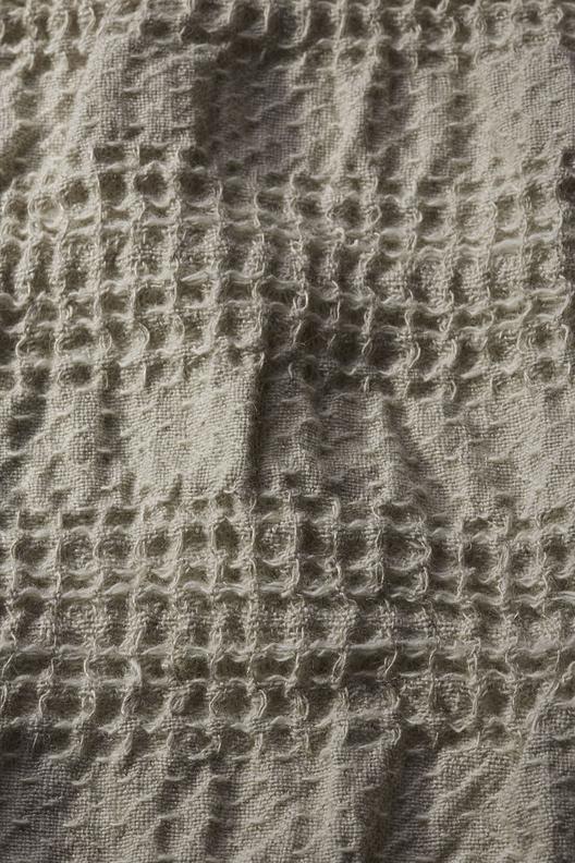 JE2354MINI - SMALL SCALE BUCKLE UP | honeycomb, natural colour in linen and lambswool, warm touch soft wash , relaxed, comfort, home and fashion for winter or trans-seasonal 
