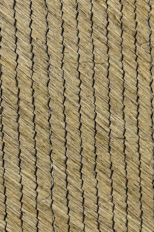Flax Biax | Style : +/-45 biaxial stitched non-crimp fabric
-45° ply : Twist-Free LINCORE® Flax Roving, 520 TEX, approx. 190g/m2
+45° ply : Twist-Free LINCORE® Flax Roving, 520 TEX, approx. 190g/m2
Tolerance on weight : +/-5%
Width : 1270mm
Tolerance on width : +/-2%