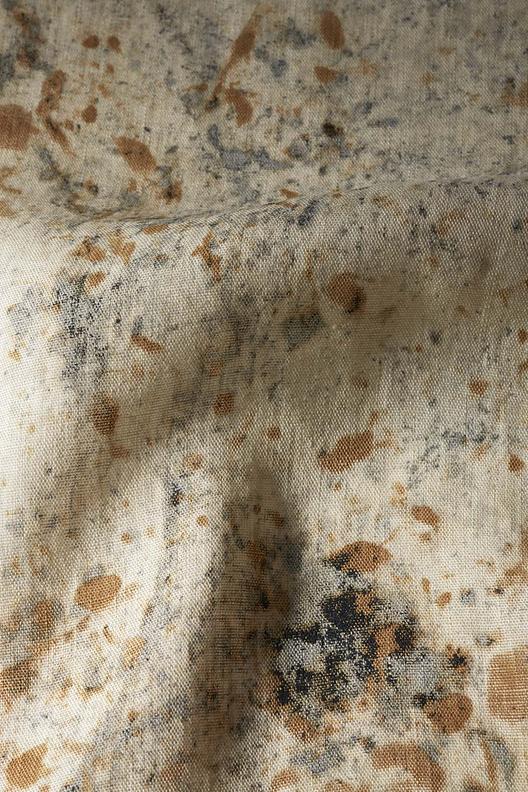 AMPARO/M COAL COFFEE | Print, camo effect with natural pigments (coffee and coal)