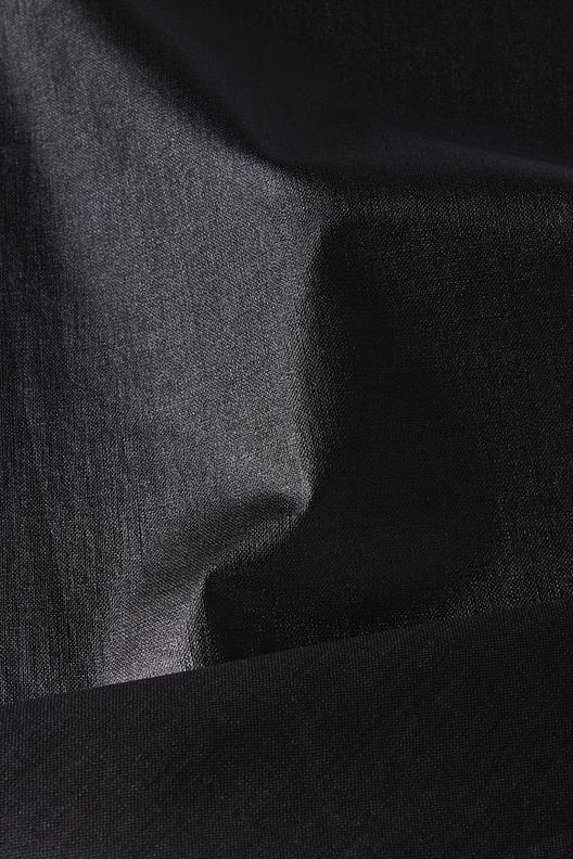 AMPARO/BOOL | Piece dyed plain weave, polyurethane coating, sparking shine