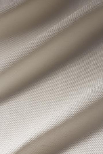 GABARLINO PLUS 1 RAIN | Fluid twill, Floating shapes, light shine. WATER REPELLENT FINISH. The mill uses 100% renewable electricity (including self-produced with solar panels) and partly reuses water from wetprocesses.