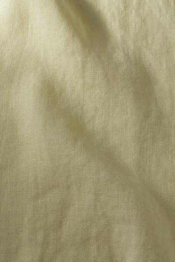 L964 baby moon-5739 Stonewash 140 R05 | Piece dyed, textured plain weave, stonewashed. The mill uses renewable electricity (self produced by solar panels), zero waste production, the mill invested in a low energy warehouse and office buildings, fleet electrification, etc...