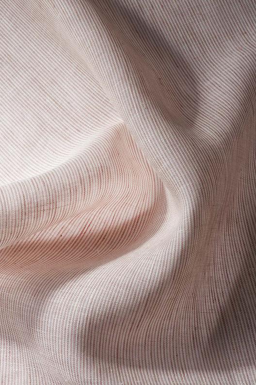 L731 striped-0002 Sanfor Airo 150 R05 | Yarn dyed, pin stripe. Transparent. The mill uses renewable electricity (self produced by solar panels), zero waste production, the mill invested in a low energy warehouse and office buildings, fleet electrification, etc...