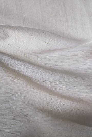 GL7427 | Washed Linen and Silk mix, Piece Dyed. 100% renewable electricity from solar panels. 
