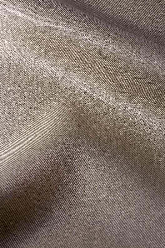 507777 - CANTLAY | Cover twill 100% linen. At least 75% of renewable energy. Other certifications : SA8000, ZDHC Supplier to Zero Foundational or Progressive Certificate.