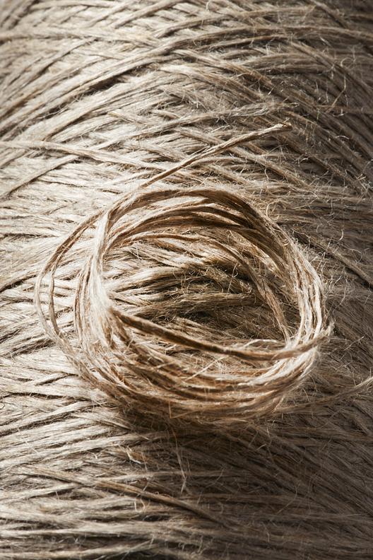 Stoppino Nm 2,9 CANAPA – TEX 340 | Hemp roving TEX 340 compatible with weaving, infusion, RTM, compression and pultrusion, for thermoset and thermoplastic matrices.