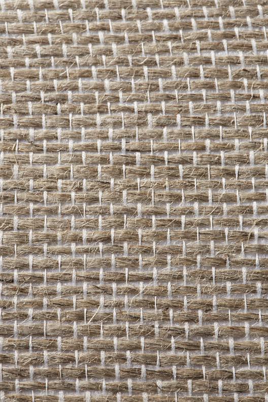 UD FLAX | Gamme de renforts UD lin 130 et 180 g/m² TEX 340, compatibles infusion, RTM, compression et pultrusion, pour matrices thermodurcissables et thermoplastiques.

