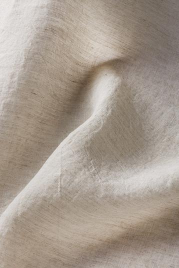 casau1C3030 F4 LGG TELA C3 AIRO | Grande largeur, stock service. Toile fine couleur naturelle. Finissage lavé tumbler. Toucher doux 