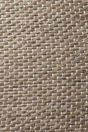 HEMP UD | Reference: SAFI-UD-H
MOQ: 10 linear metres
Composition: 100% long hemp fibres
Description: Suitable for infusion, RTM, compression moulding and thermosetting or thermoplastic matrices
Available in: 500 g/m² – width 125 cm – roving Tex400