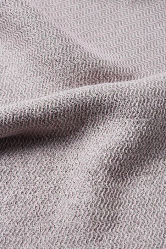 R-140-731-4-3(13)/7(5) | Dobby weave; fancy wavy texture in 3D, linen and cotton mix, soft 