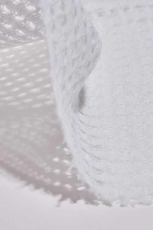110551 | Jacquard openworked