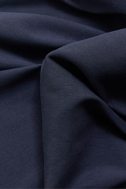PLATAFORMA | plain weave, solid color, piece dyed, mix hemp and lyocell, strech in weft, sanfor finish, soft and dynamic, sport chic 