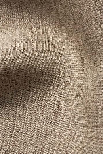 2210 | plain weave, melange yarn, fake plain
the mill uses 100% renewable electricity (including self-produced with solar panel and hydroelettric power plant)