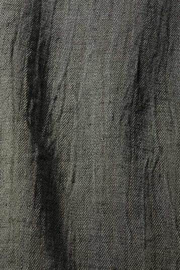 SCENT/STONE | herringbone, washed and crinkled finishing, viscose EcoVero
responsible production, ecofriendly finishing, water saving process, solar energy