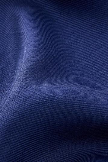 ANGELA | Twill, supple and glazed, airo soft finish.