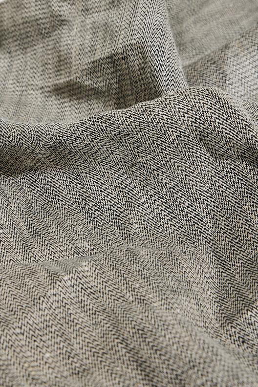 203 col. | Fishbone pattern, washed, available in 8 colours, stock service