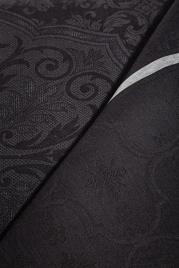 Armoiries | Jacquard, tonal, plays of structures and open weave, available in 3 colours