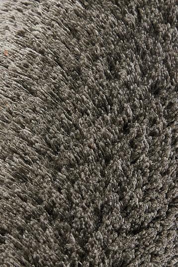 ANTEA | Rug quality made from intimate blend yarns, combining the softness and bulkiness from the wool, with the strength, durability and shine of linen, , European Flax™ certified ; for custom made rugs.