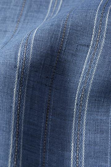 DUME 55 0019 /055100 | delavé linen, dobby weave detail in stripes, yarn dyed, soft finishing, 
Sustainable processes: > 80% renewable electricity (including self-produced with solar panels.