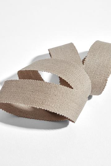 7336/petersham shuttle | petersham shuttle, millinery grosgrain ribbon, available in 15 and 25 mm wide, 8,2gr/rm in 25mm, stock service
