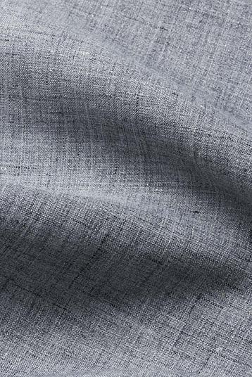 3483 | Melange linen plain weave, with Lurex yarn effect, sparkling, silver, dry touch
the mill uses 100% renewable electricity (including self-produced with solar panel and hydroelettric power plant)