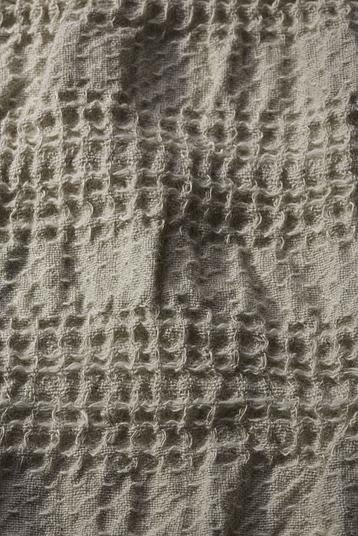 JE2354MINI - SMALL SCALE BUCKLE UP | honeycomb, natural colour in linen and lambswool, warm touch soft wash , relaxed, comfort, home and fashion for winter or trans-seasonal 