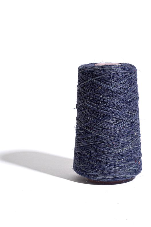 GIOTTO Nm 6 | Printed yarn, tonal colour effect. Min. 1kilo in stock service for some colours, 25/30 kilos otherwise.