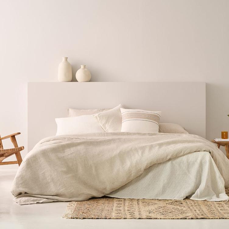 Linen is entering our homes